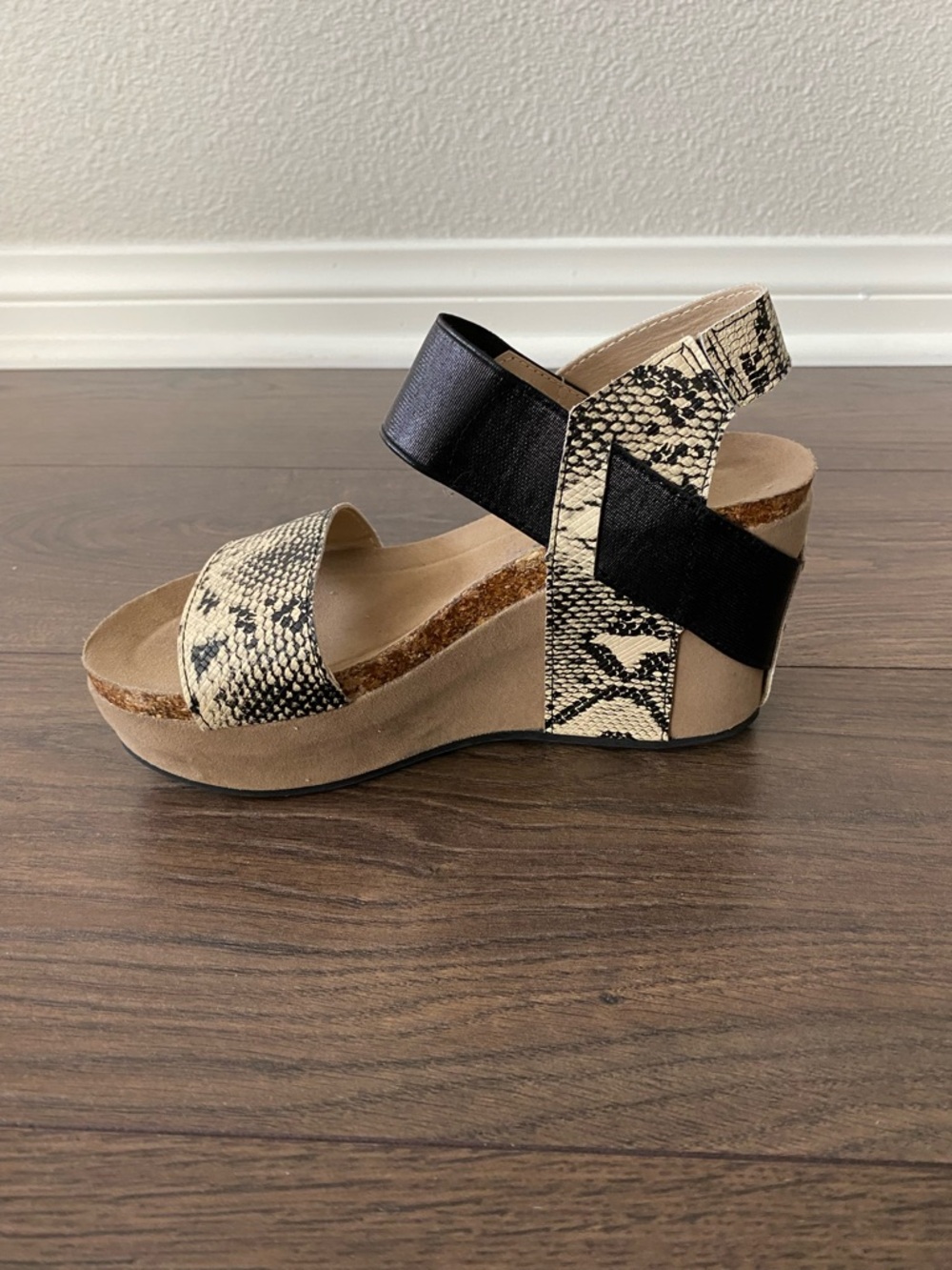 New Pierre Dumas Neutral Snake-Print Wedge Sandal with Black Straps